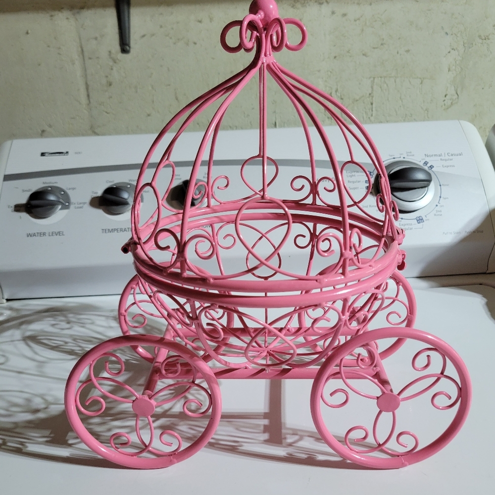 Cinderella Metal Carriage, pink
